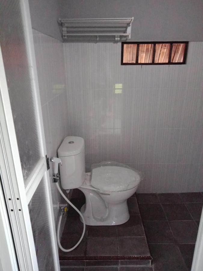 Joglopari Guesthouse Room 2 Bukan Untuk Pasangan Non Pasutri Tjepit Exterior foto